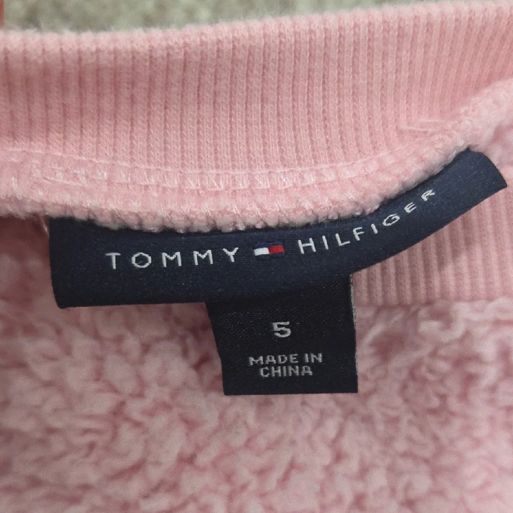 Tommy Hilfiger Pink Fleece Apparel - Picture 3 of 8